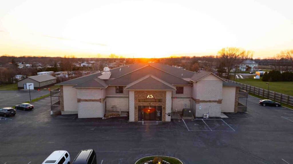 Free rehab centers Cincinnati guide image showing no-cost addiction treatment programs, medical detox, counseling, and recovery support in Cincinnati, Ohio