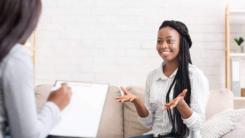 one-on-one therapy session - alcohol treatment options